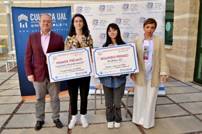 La Biblioteca entrega los premios del Concurso de Microrrelatos del Día del Libro