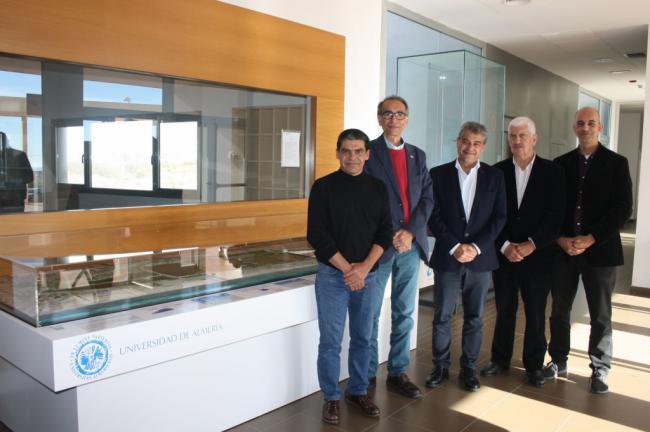 La UAL realza con una maqueta los valores naturales y educativos de las Salinas de Cabo de Gata