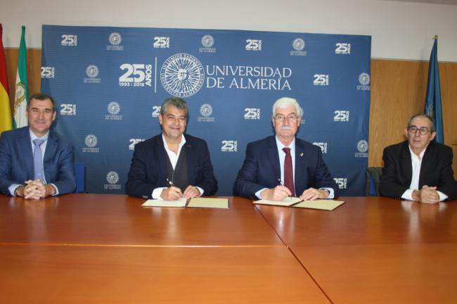 Convenio entre la UAL y el Colegio Oficial de Ingenieros Industriales de Andalucía Oriental