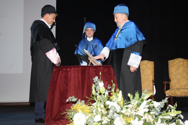 Nuevo Doctor Honoris Causa el primer rector de la Universidad de Almería