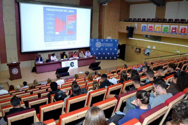 Profesores de la UAL escriben una guía para prevenir el extremismo violento