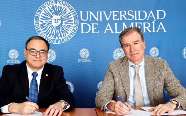 La UAL y el Instituto Balmis promocionarán el conocimiento de las vacunas