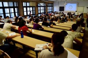 4.000 estudiantes en nueve sedes preparan la PEvAU