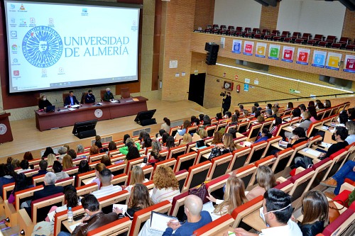 La UAL se acerca a los orientadores de Secundaria para abordar el paso a la Universidad