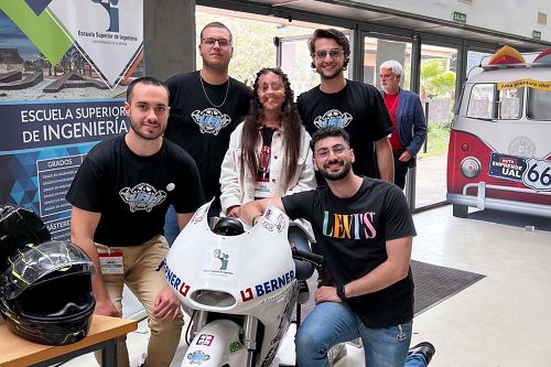 Un proyecto real de moto de competición gana el Premio ESI en la Feria de las Ideas