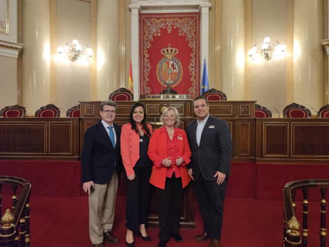 Matarí recibe en el Senado a Yaddy González