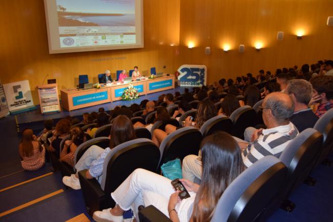 Orgullo y ambición en las jornadas de la UAL para graduados en Ciencias de la Salud