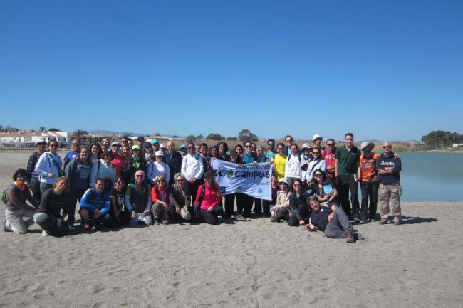 Estudiantes, PAS y PDI de la UAL visitan paisajes del agua del levante almeriense