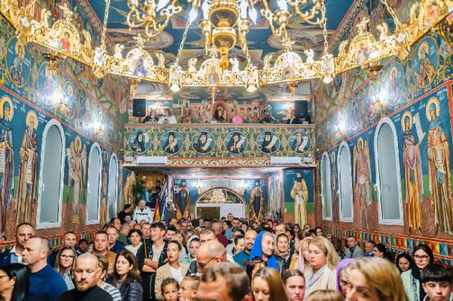 Misa de Resurrección de la parroquia ortodoxa de Roquetas de Mar