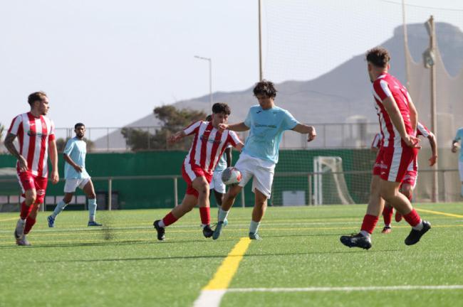 Poli Ejido CF arrasa 0-4 al Carboneras Atlético