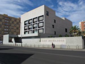 El Museo de Almería cierra su ‘cine de verano’ con la película ‘Luxury hotel’