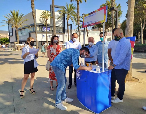 El alcalde de Almería dice que el rechazo a los indultos 'es generalizado'