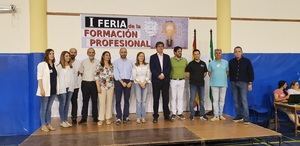 Los institutos de Adra muestran su oferta educativa en la I Feria de Formación ProfesionaI