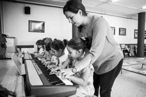 La Fundación Barenboim-Said imparte un curso de iniciación a la música en Almería