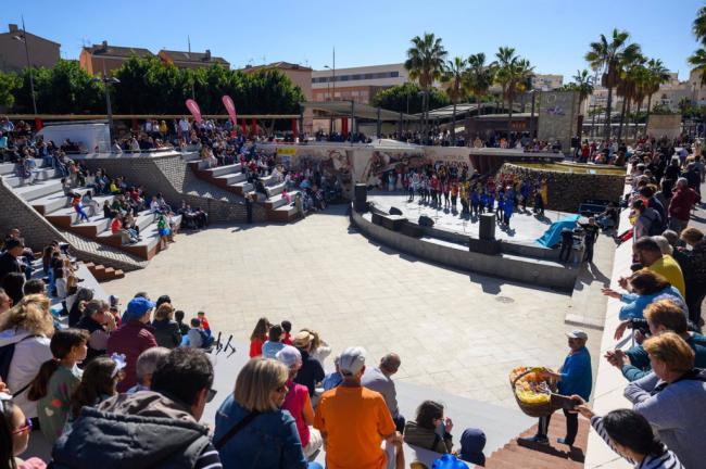 Fiesta de la Sobrasada en La Rambla de Almería marca el inicio del Carnaval de Calle