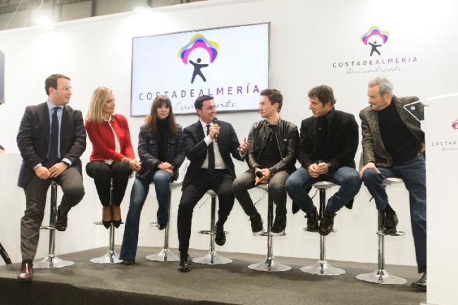 Jorge Lorenzo, Manel Fuentes, Juan Diego y Natalia Verbeke descubren su pasión por ‘Costa de Almería’ en FITUR 2020