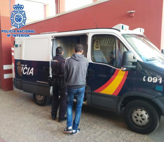 La Policía Nacional detiene a los atracadores de una administración de lotería de Almería