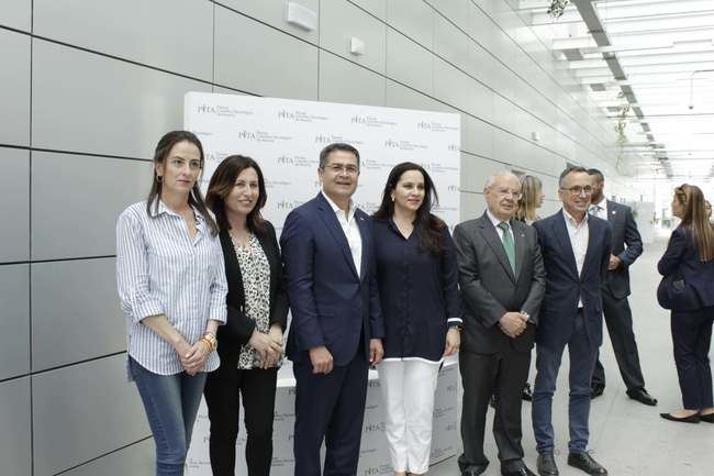 El presidente de Honduras visita el PITA para conocer la innovación en la agricultura