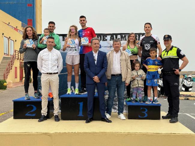 Diego Clemente y Virginia Vilches, ganan los ’10 km Puerto de Almería’