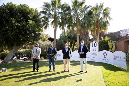 Carlos Suneson se pone al frente del ‘Costa de Almería’ Campeonato de España de Profesionales Senior de golf