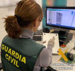 La Guardia Civil detiene al autor de varios robos con fuerza en tres viviendas en Roquetas de Mar