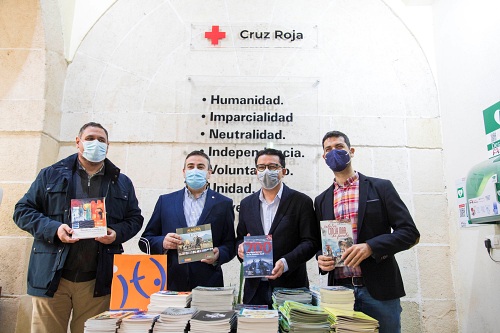 El IEA dona 150 libros a la biblioteca de Cruz Roja Almería