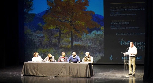 ‘Regenera Berja’ plantea en unas jornadas cómo reforestar la Sierra de Gádor tras el incendio