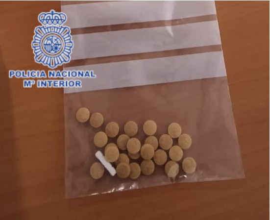 Detenido en la Calle Ceuta con 25 pastillas de éxtasis