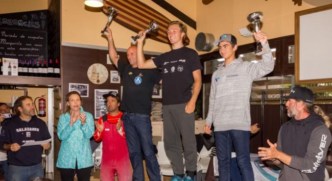 Entrega de premios del Camponato de Windsurf de Culoperro