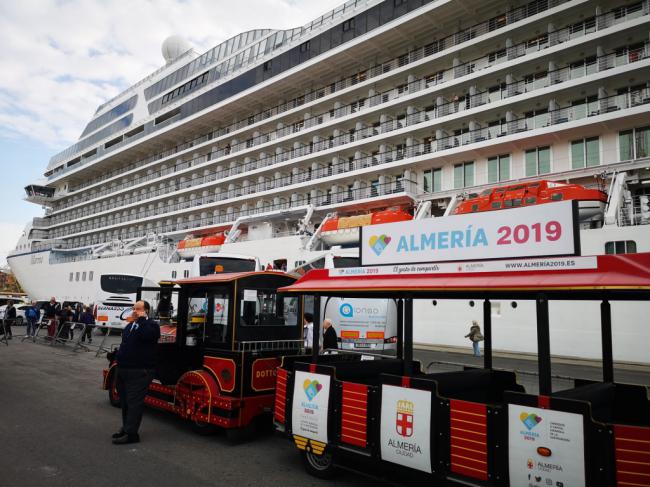 El Puerto promocionará Almería en la feria de cruceros más importante del mundo