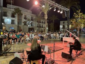 Brillante actuación de la Compañía de Diego Valdivia en la Plaza Mayor de Albox
 