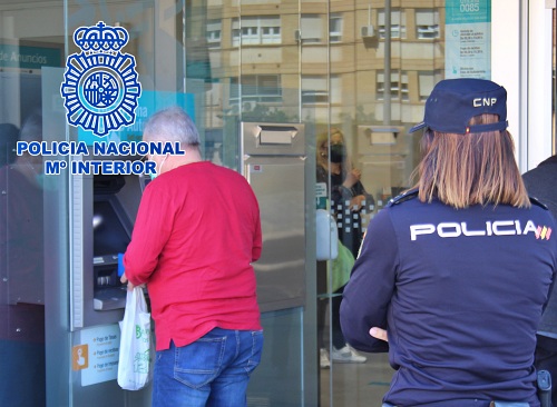 Una denuncia en La Coruña acaba con 5 detenidos en Roquetas por blanqueo de capitales