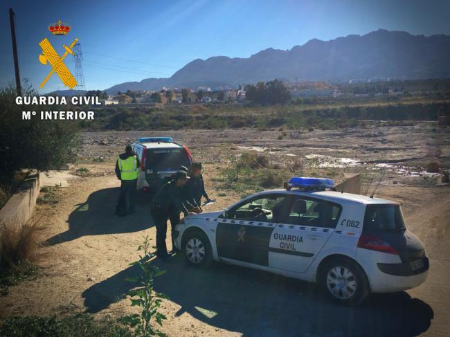 Guardia Civil es requerida por el robo de un coche en Níjar y recupera tres