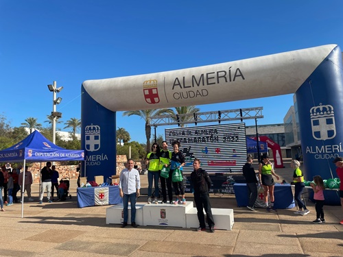 Unos 500 deportistas participan en la VIII edición de la Ultramaratón Costa de Almería