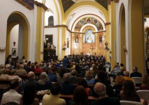 El Coro del Ilustre Colegio de Abogados llena la parroquia San Agustín