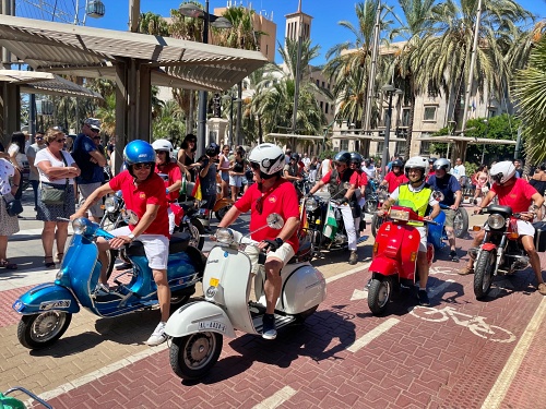 La Feria de Almería se cita con la historia de la motocicleta