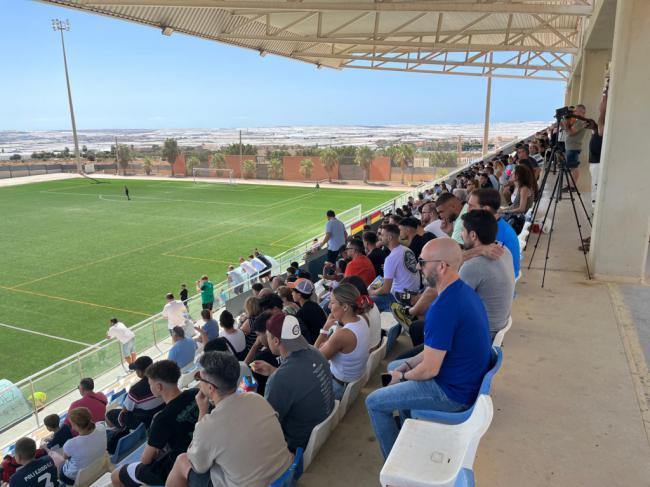 Buen estreno del Poli Ejido en casa que y se impone al CF Adra