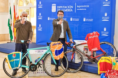 Diputación proyecta internacionalmente ‘Costa de Almería’ con La Clásica Ciclista