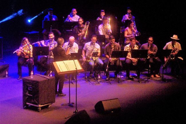 La Big Band Clasijazz Swing & Funk puso el broche final al III Festival de Jazz de Roquetas de Mar