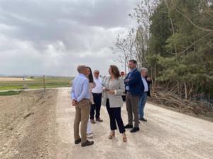 Crespo realiza una visita técnica a una vía rural en María del Plan Itínere