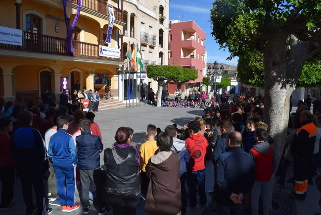 Gádor levanta su voz para decir “no” a la violencia machista