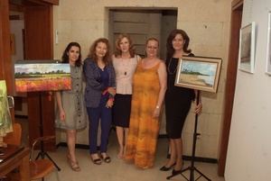 Exposición de pinturas de Isabel Toresano y María Dolores Triviño en el Faro de Roquetas de Mar