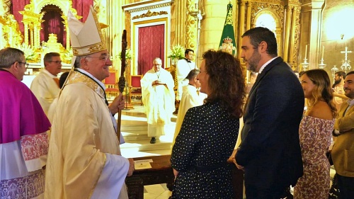 Misa y la procesión de la Virgen del Mar para cerrar la Feria