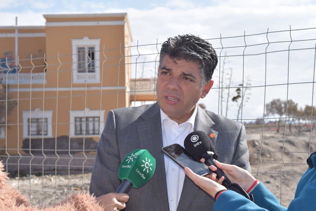 Cs Almería exige responsabilidades por la paralización de las obras del Paseo Marítimo