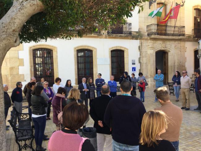 El Ayuntamiento de Vera conmemora el 11-M con un minuto de silencio