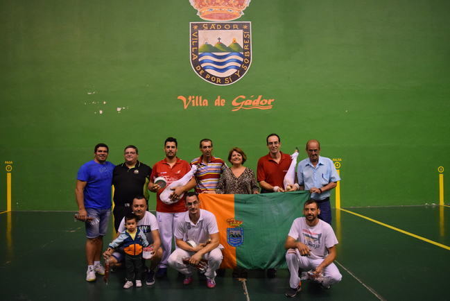 La pareja “Vizcaíno-Martínez” se impone en el Torneo de Pelota de la Feria de Gádor