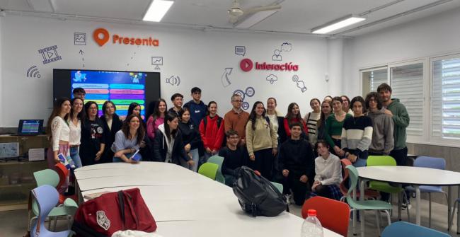 El Hospital de Poniente conmemora el Día de la Mujer y la Niña en la Ciencia