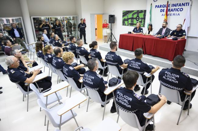 12 nuevos agentes se forman en la Policía Local de Almería