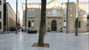 Obispado de Almería vende edificio de oficinas al Colegio de Abogados