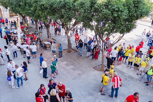 Almería recibe a los 800 participantes del congreso nacional de peñas